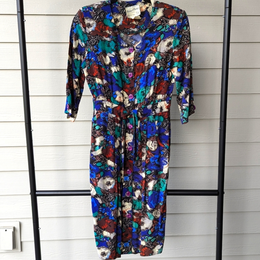 Vintage button down floral dress.